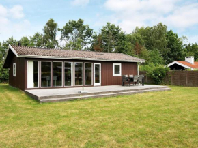4 person holiday home in V ggerl se in Bogø By